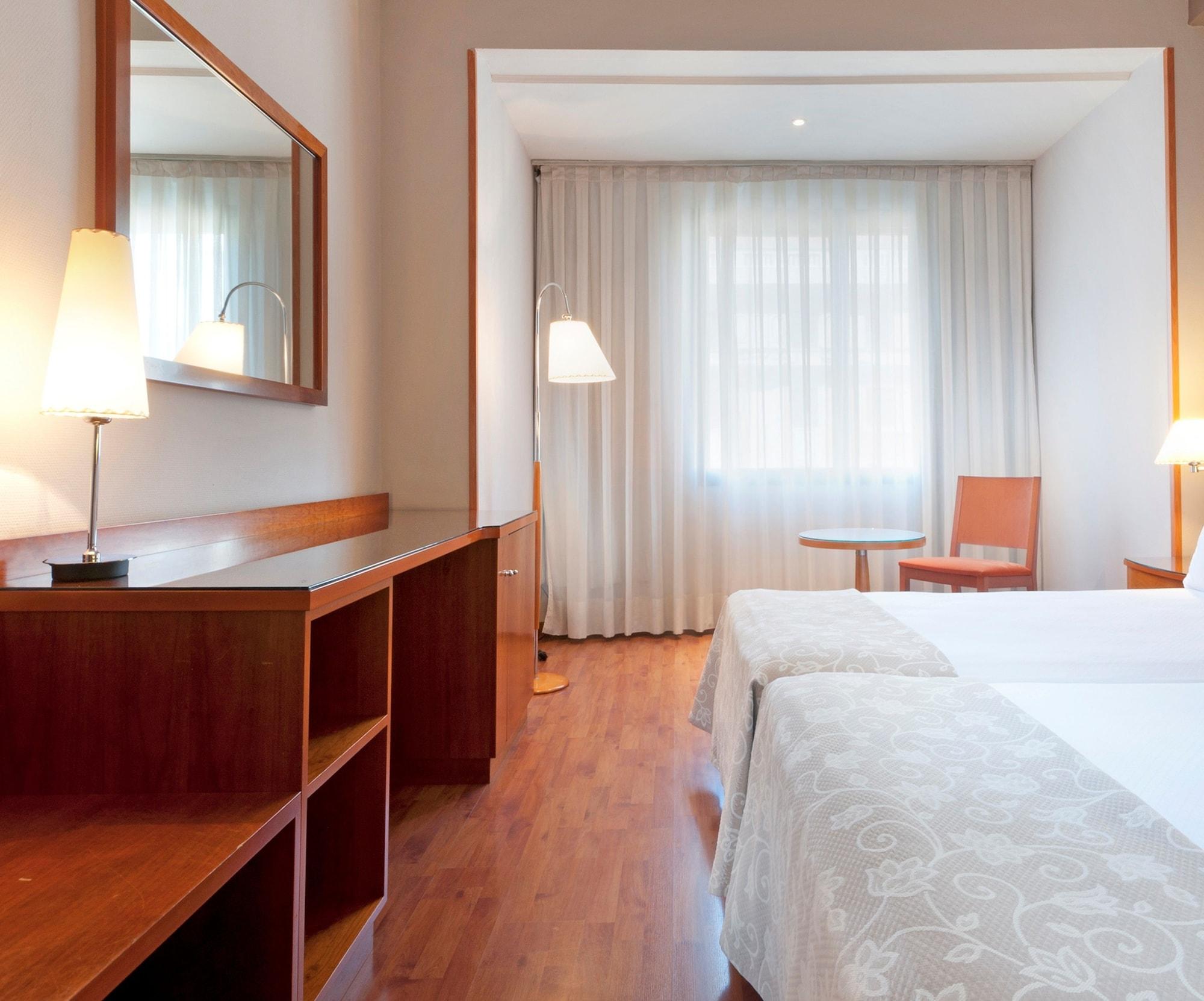 Khách sạn Madrid Centro do Melia quản lý Ngoại thất bức ảnh