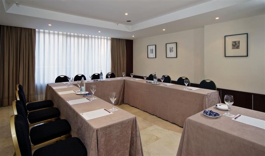 Khách sạn Madrid Centro do Melia quản lý Tiện nghi bức ảnh